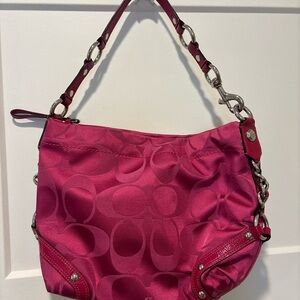 BRAND NEW Coach pink Shoulder Bag
